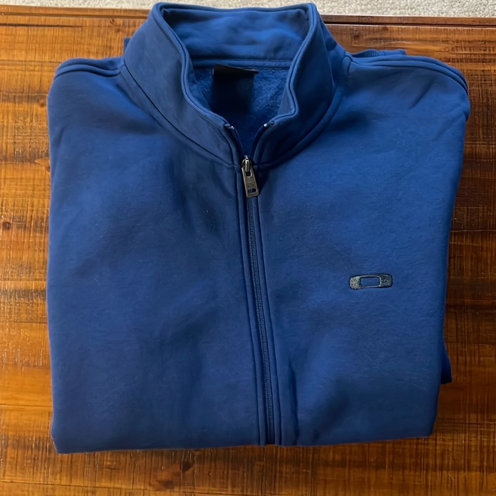 Oakley Zip Up